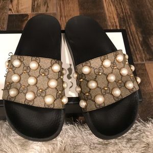Gucci sandals